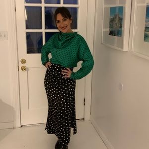 Meet your Posher, Isaura